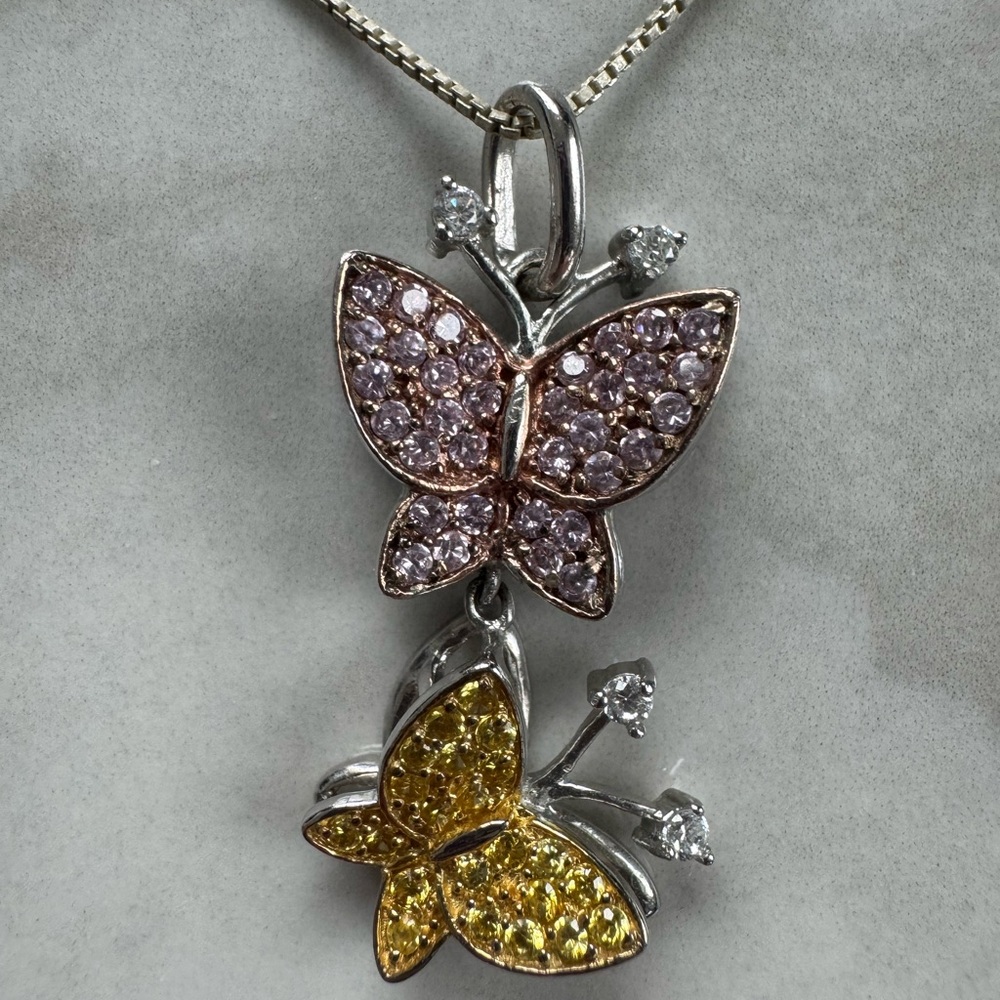 Elegant Sterling Silver Butterfly Pendant Necklace - Picture 3 of 6